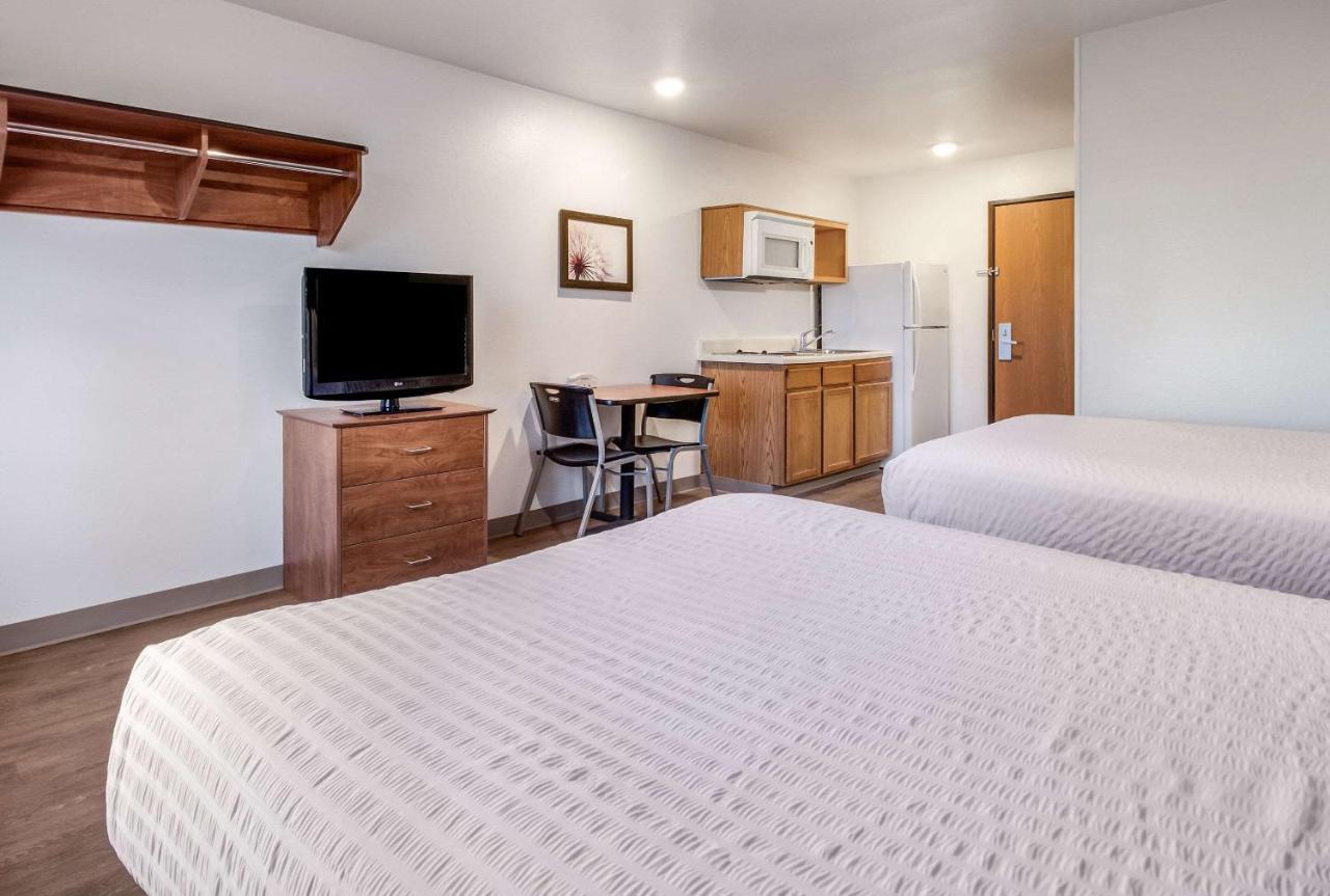 Woodspring Suites Houston Baytown Bagian luar foto
