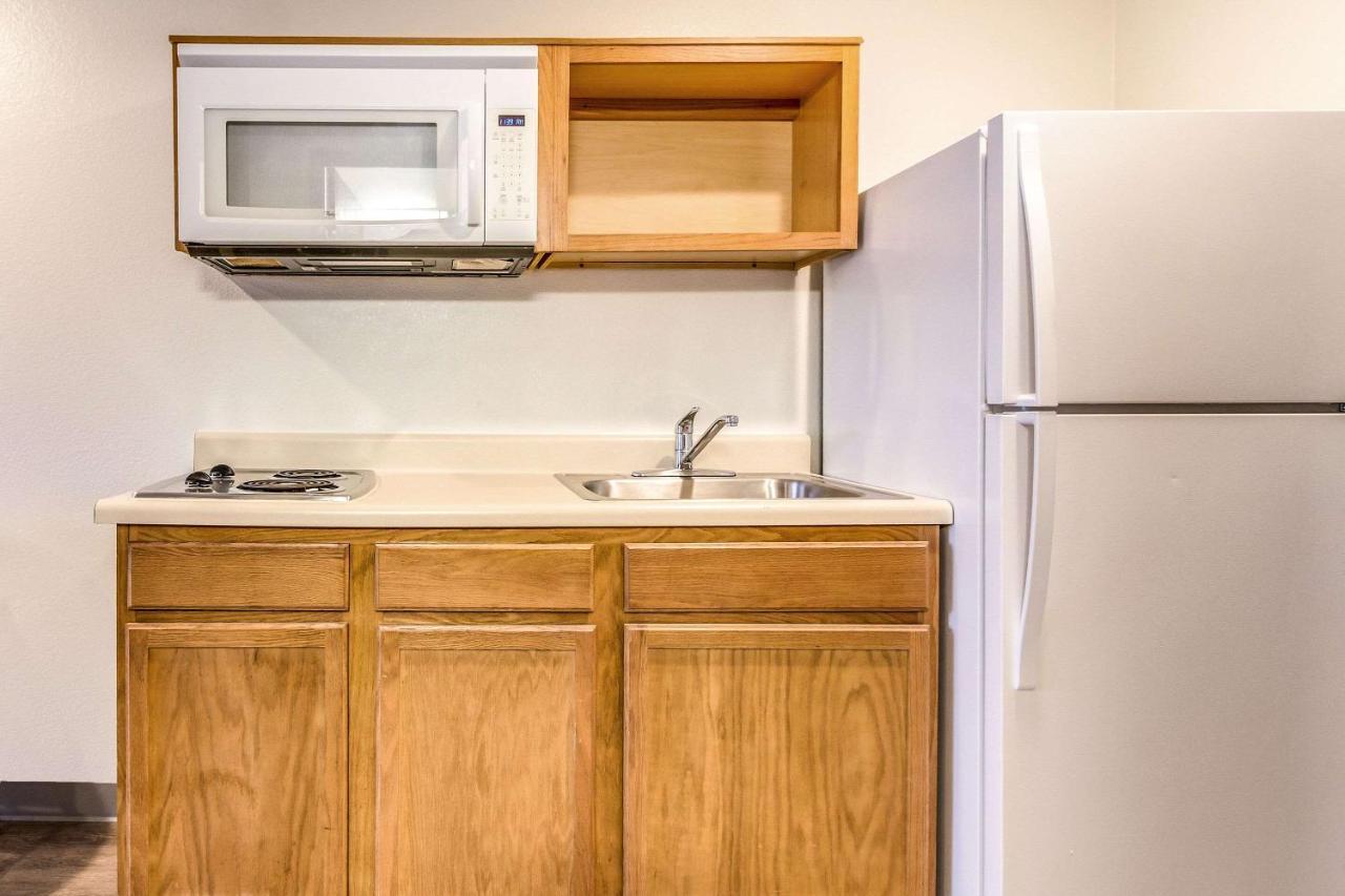 Woodspring Suites Houston Baytown Bagian luar foto