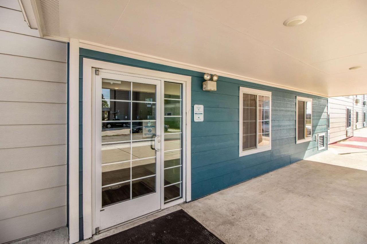 Woodspring Suites Houston Baytown Bagian luar foto
