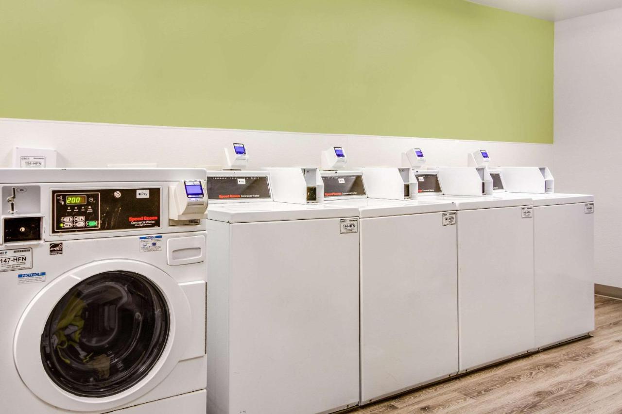 Woodspring Suites Houston Baytown Bagian luar foto