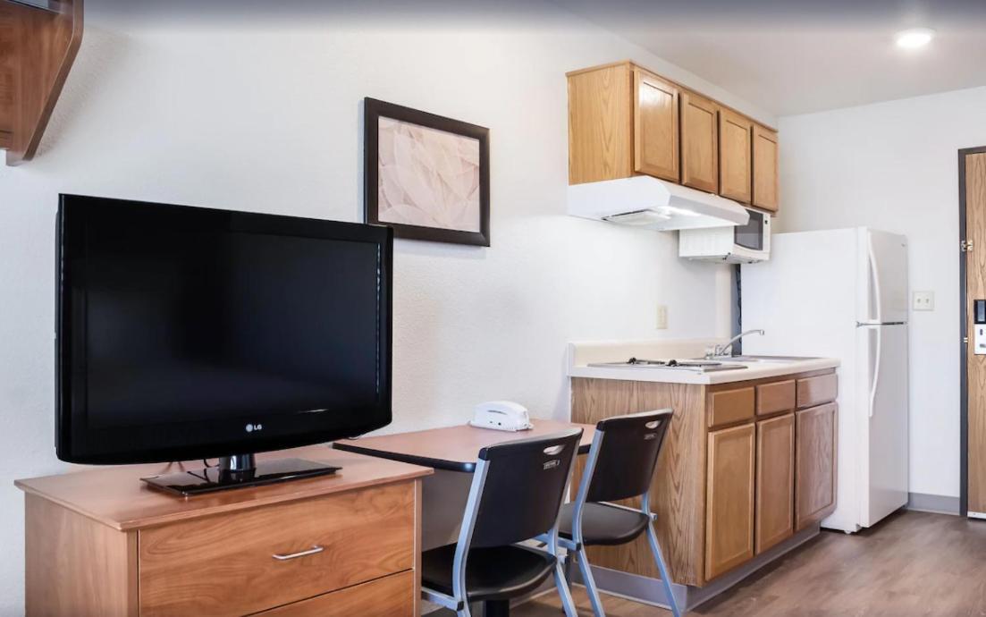 Woodspring Suites Houston Baytown Bagian luar foto