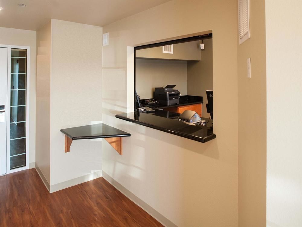 Woodspring Suites Houston Baytown Bagian luar foto